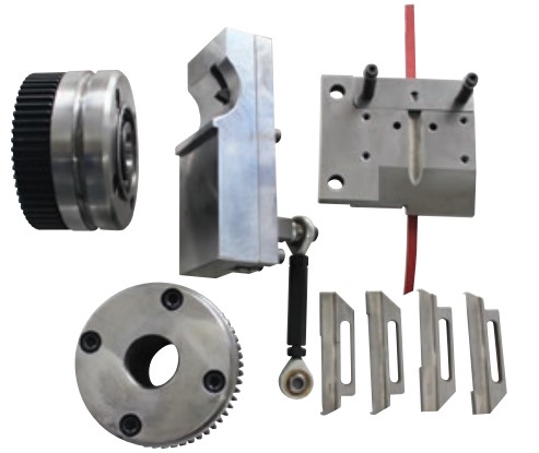 �������